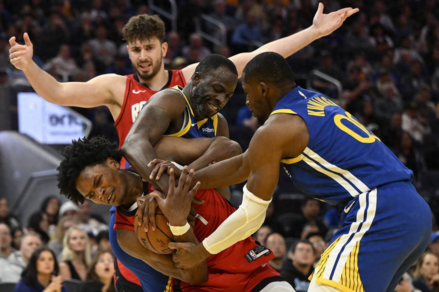 巴特勒迎来三赛季出色发挥，G2观众热烈欢呼！